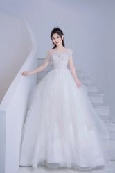-予白婚纱礼服馆