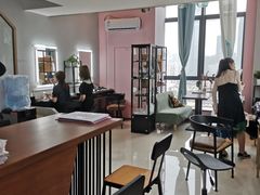 -ME觅妆·定制美妆·彩妆私教(菱角湖店)