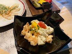 凤梨虾球-穹六人间 people 6(岳阳路店)
