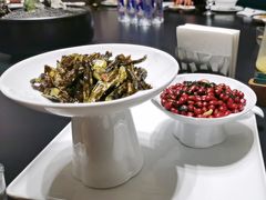 -忆江南·临江鱼馆