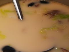 拆骨肉炖白菜-羲和雅苑•北京烤鸭(乐园道万象城店)