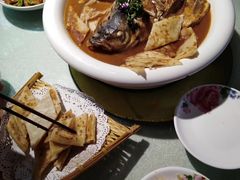 -阿三鱼头泡饼·家常菜