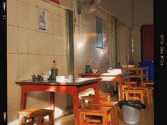 大堂-正宗杨记普洱酸醋米线(总店)