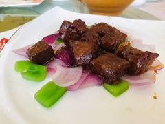 黑椒牛仔粒-骏莱海鲜鱼港(五角场店)