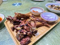 -乡村馕坑肉·烧烤·新疆菜·本地人更爱吃(阿勒泰首店)