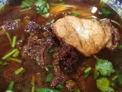 金牌半筋半肉面-旺泉餐饮店·清真牛肉面馆