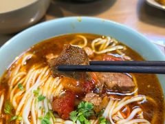 -亮亮面馆(经六路店)