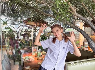 珠海的…听我的…穿校服来…