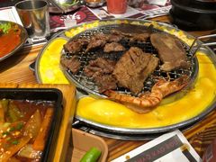 -青瓦炭韩潮烤肉(花园道店)