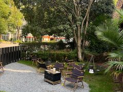 -J Create城市露营咖啡·简餐·宠物(上海动物园店)