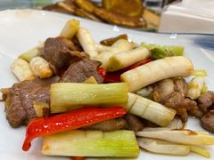 -三江源美食城