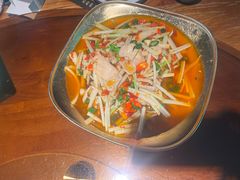 -三叔特色自贡菜(中海国际店)