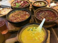-有红鸡毛店·砂锅菜(抚琴夜市店)
