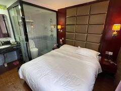 -好家园酒店(深圳坪山技术大学地铁站店)