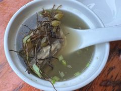 石橄榄排骨汤-吴祥记潮州菜·百年老字号·砂锅粥