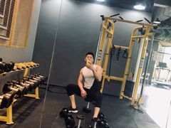 -可逸运动24小时健身
