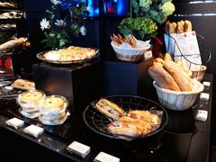 -Salon de The de Joel Robuchon(外滩18号店)