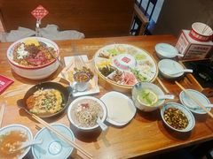 -怪噜范·老贵阳街头名小吃(鸿通城店)