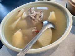 钙骨炖萝卜汤-悦融·京鲁菜·露台花园(安定门店)