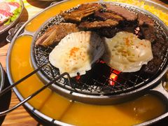 -青瓦炭韩潮烤肉(花园道店)
