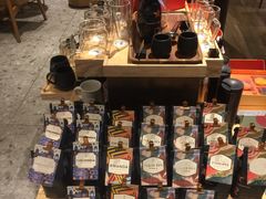 -星巴克臻选(济南恒隆店)