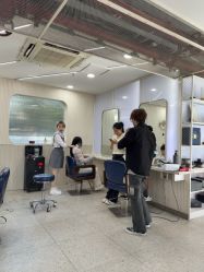 -PE SALON
