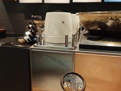 -星巴克(上海虹桥新天地二店)