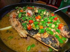 -令狐冲·炭烤活鱼(宝龙店)