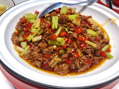 小炒黄牛肉-老湘亲·品鉴湘菜(蔡塘爱琴海店)