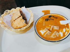 -方中山胡辣汤(顺河路店)