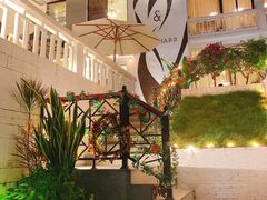 -Mark&Mars Restaurant