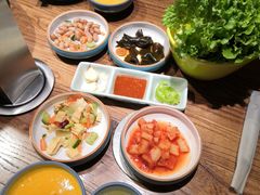 -明洞阿姨·韩式酱蟹烤肉·创意料理(三元桥店)