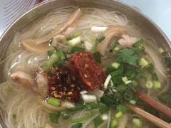 -胡记牛杂粉