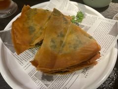 韭菜鲜虾饼-蝴蝶里·粤菜·点心(滨江龙湖店)