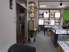 -LOGO眼镜·蔡司品牌折扣店(龙华清湖店)