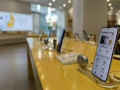 -华为授权体验店(中山公园来福士)