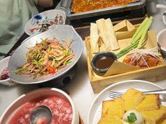 -西湖书堤(平湖八佰伴店)