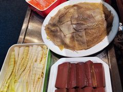 -钢管厂歆瑞源油卤串串香(春熙路太古里店)