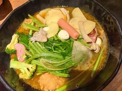 -万记麻辣烫国展总店