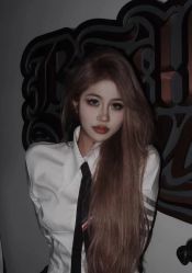 -妃格美发沙龙·烫发·染发