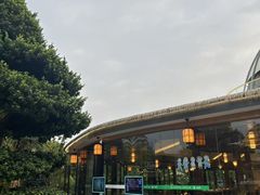 -茅草房·河畔园林火锅