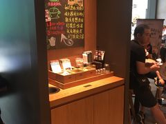 -星巴克臻选(周浦万达店)