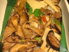 -雀舞云南菜(乐客城店)