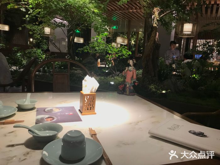 锦府盐帮·李宅(领展购物广场中关村店)餐具摆设图片