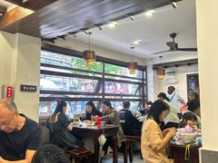 -长人馄饨铺(解放街店)