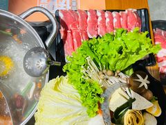 -呷哺呷哺 黄金牧场 (盛世天骄店)