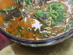 -魏四小鱼锅贴王