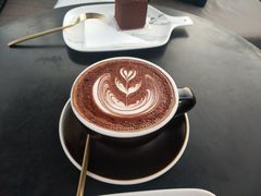 -UNI UNI(环亚凯瑟琳店)