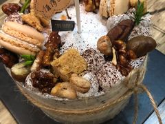 -小苍兰风铃草·礼物蛋糕(沈阳店)