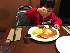 -Pancakes on the rocks(Darling Harbour)